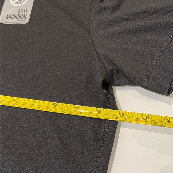 *NEW* Reebok Training SUPREMIUM Black T-shirt - Picture 4 of 11